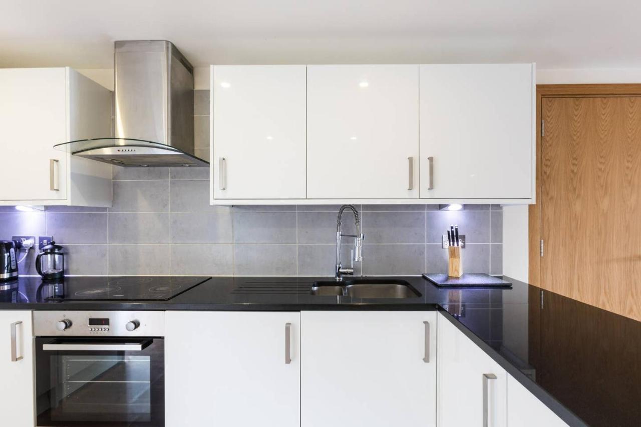 Bright And Modern 3 Bed Apartment Hyde Park Central ロンドン エクステリア 写真