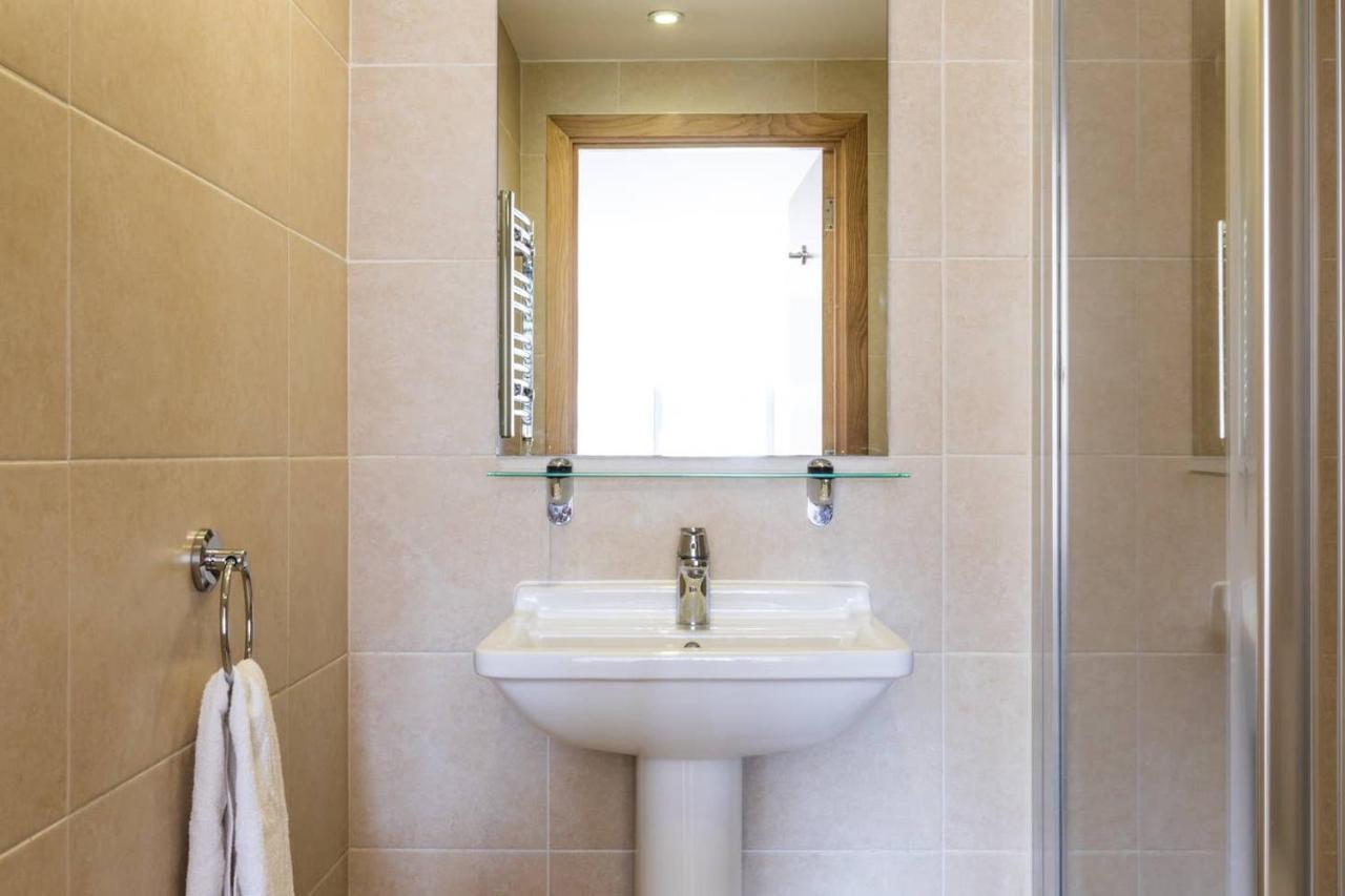 Bright And Modern 3 Bed Apartment Hyde Park Central ロンドン エクステリア 写真